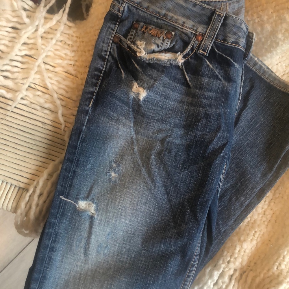 Jeans - Picture 2 of 4